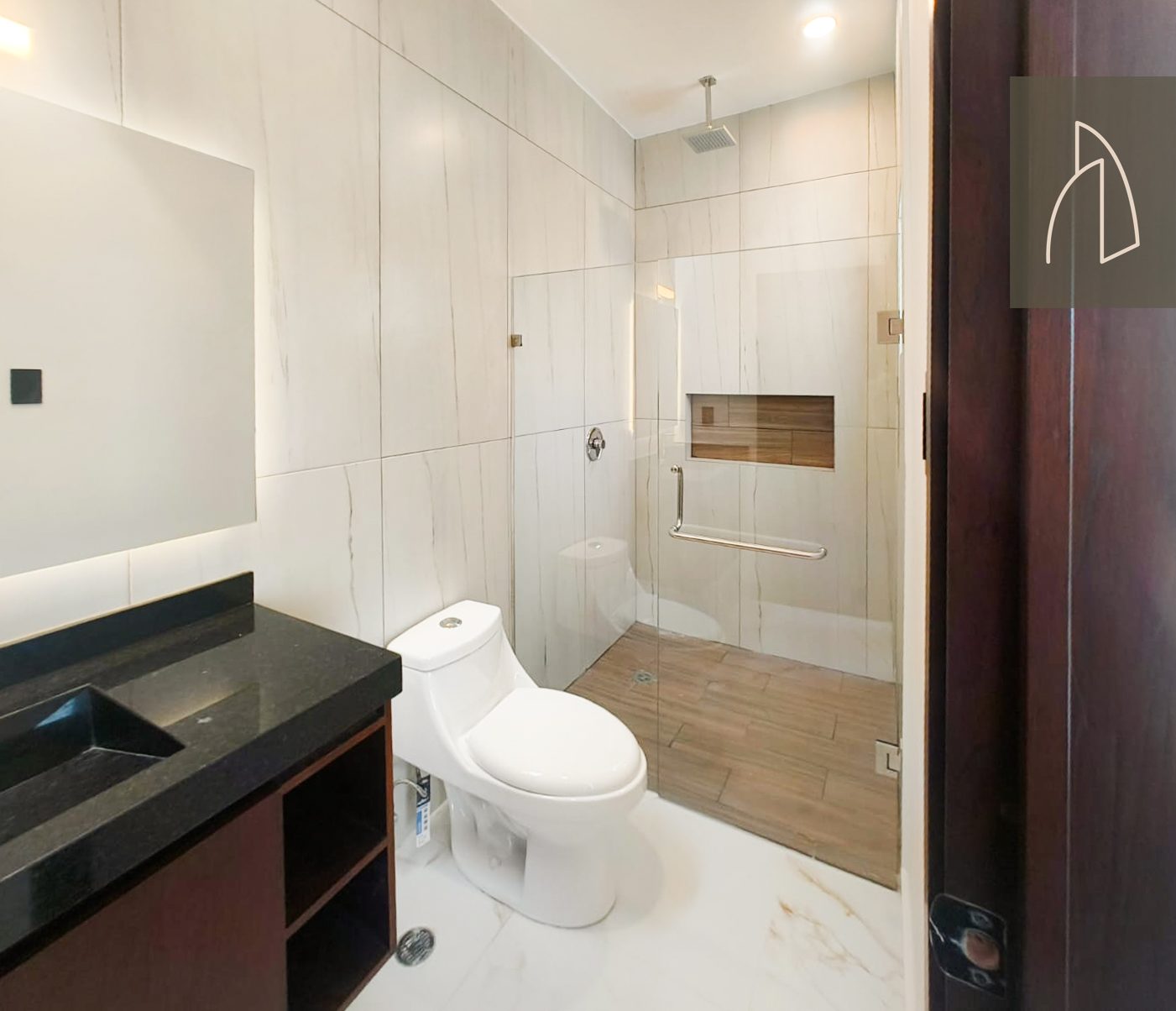 Casa Lariza • En Venta Fracc. Lomas del Dorado