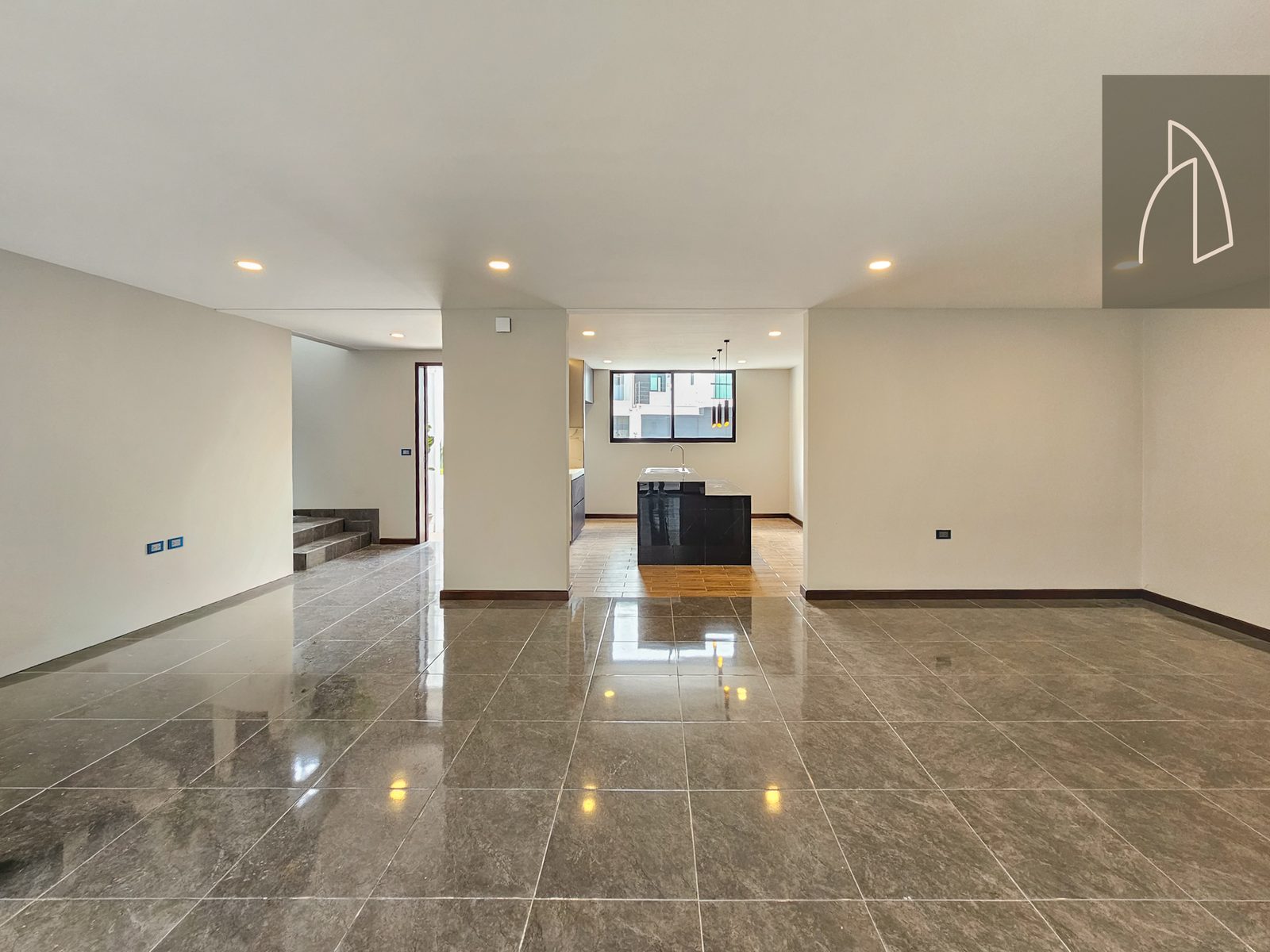 Casa Irisa • En Venta Fraccionamiento la Finca