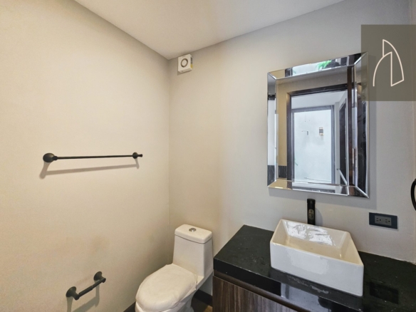Casa Irisa • En Venta Fraccionamiento la Finca
