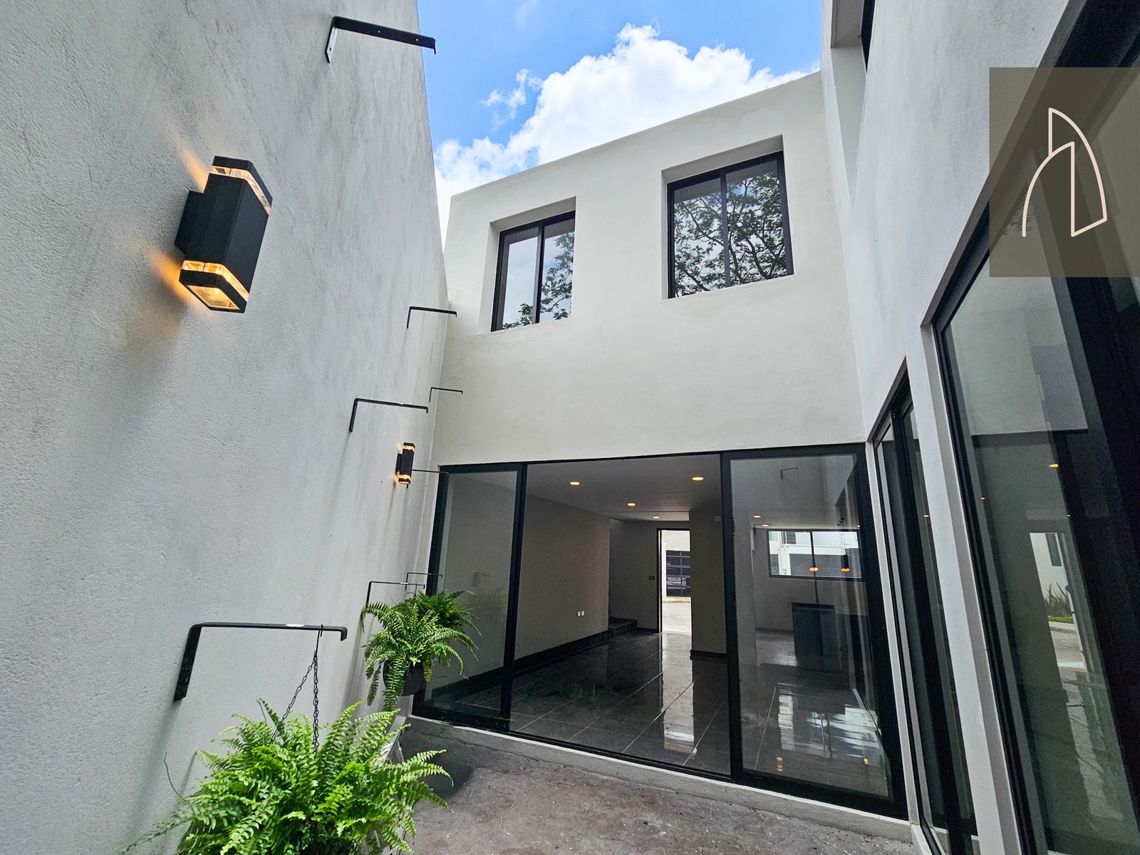 Casa Irisa • En Venta Fraccionamiento la Finca