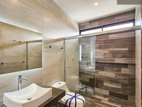 Casa Veradis • En Venta Fraccionamiento Imperial de las animas