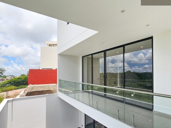 Casa Veradis • En Venta Fraccionamiento Imperial de las animas
