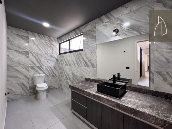 Casa Venora • En Venta Fracc. Xochiapam