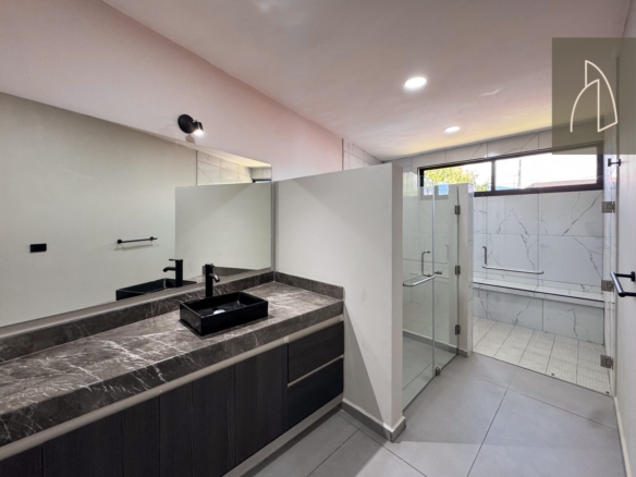 Casa Venora • En Venta Fracc. Xochiapam