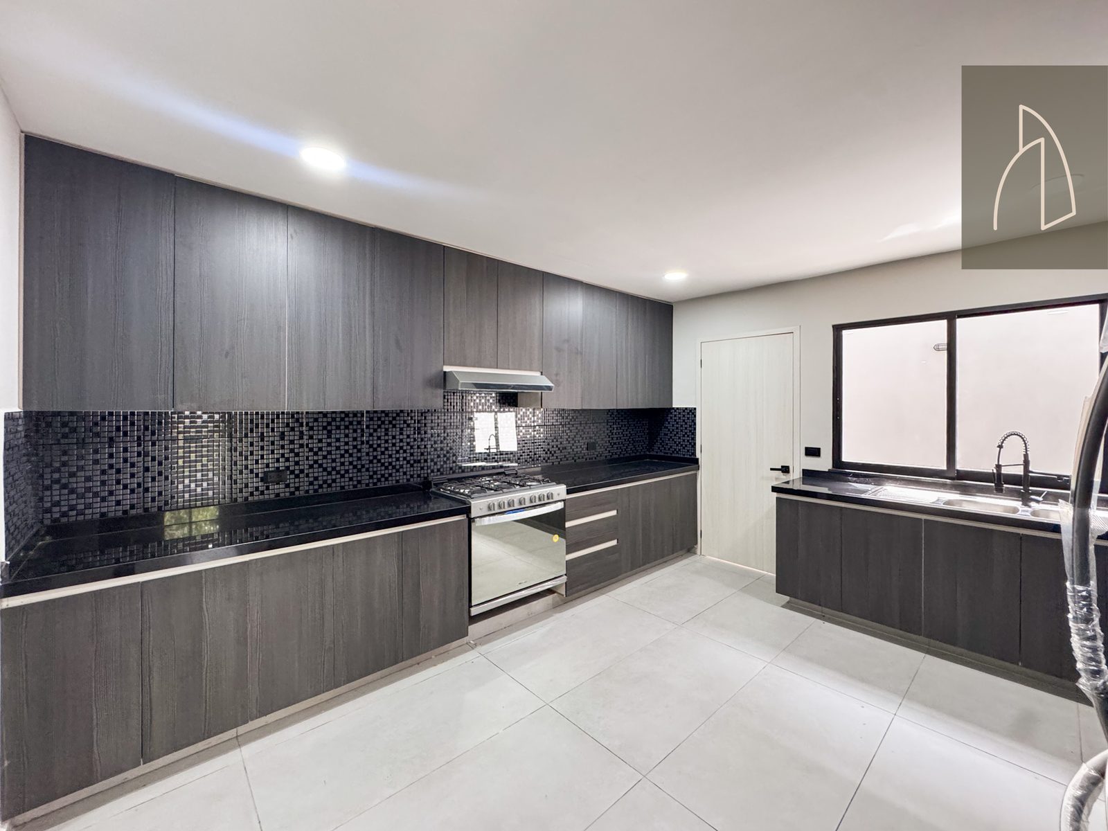 Casa Venora • En Venta Fracc. Xochiapam