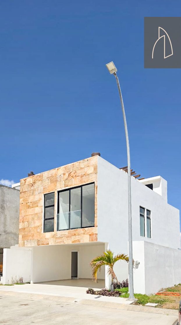 Casa Seluna • En Venta Fracc. Punto Lomas