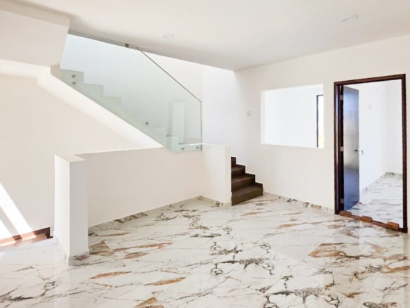 Casa Seluna • En Venta Fracc. Punto Lomas