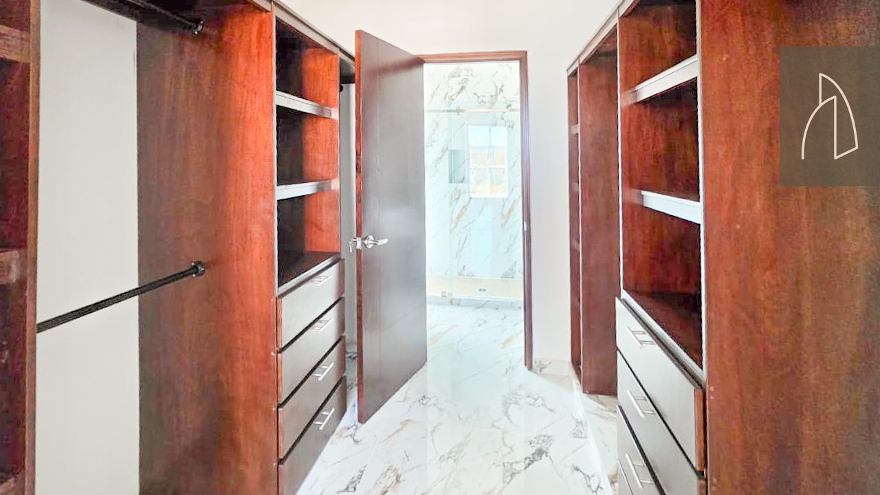 Casa Seluna • En Venta Fracc. Punto Lomas