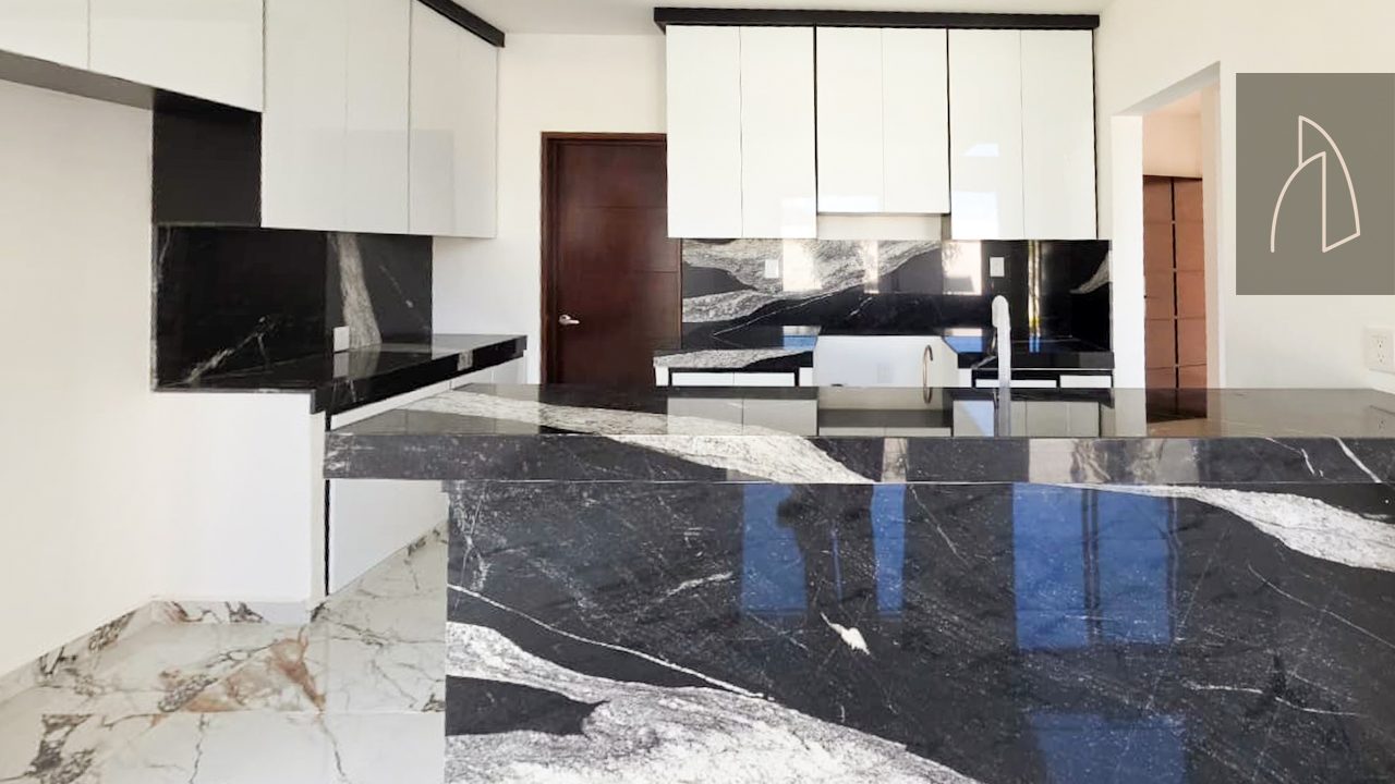Casa Seluna • En Venta Fracc. Punto Lomas