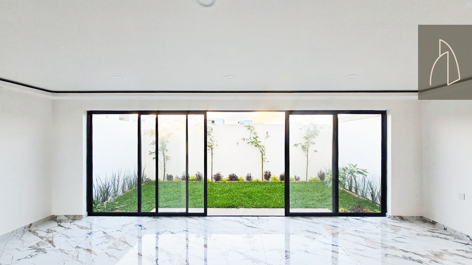 Casa Avira • En Venta Fracc. Punto Lomas