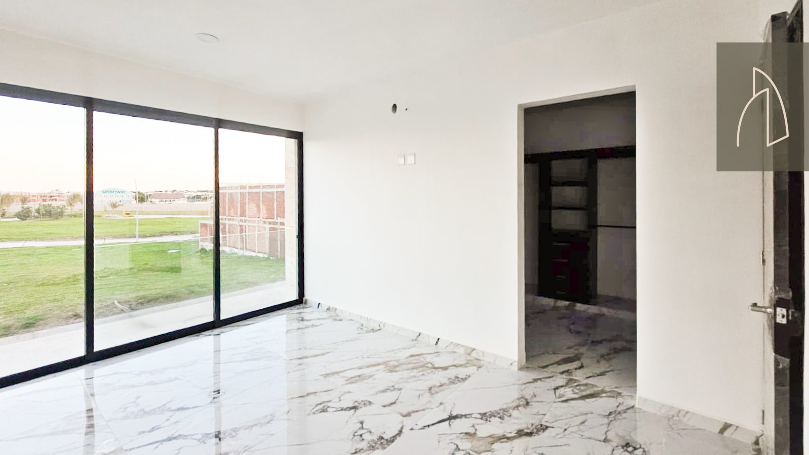 Casa Avira • En Venta Fracc. Punto Lomas