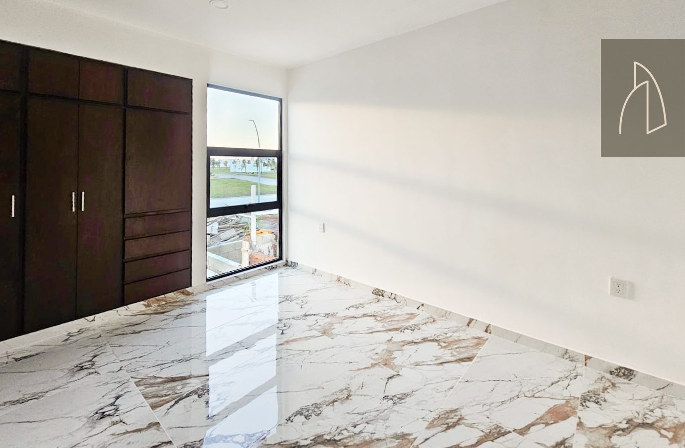 Casa Avira • En Venta Fracc. Punto Lomas