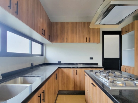 Casa “Nimbus” • En Venta Fraccionamiento La Molienda