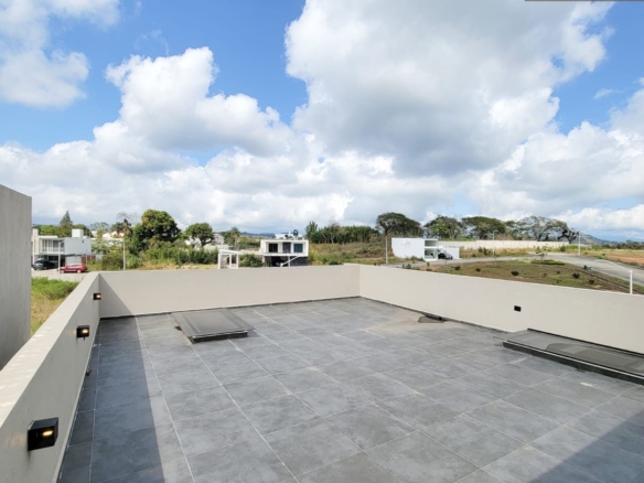 Casa “Nimbus” • En Venta Fraccionamiento La Molienda