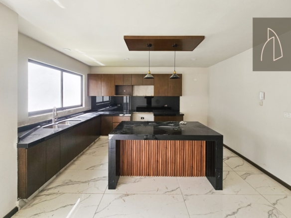 Casa Frelia • En Venta Fracc. Paseo Real