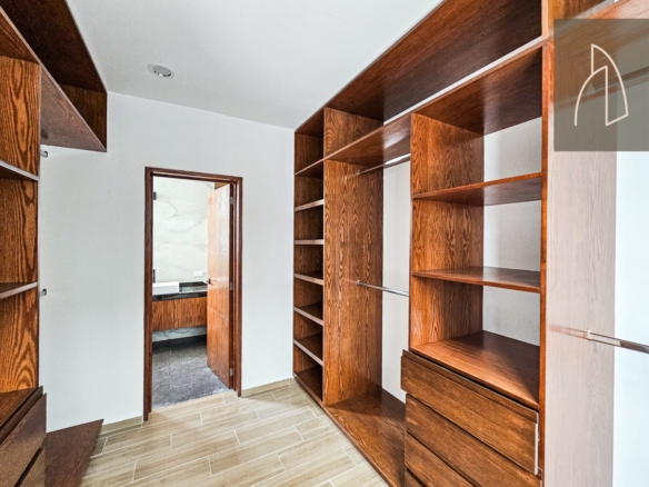 Casa Teodora • En Venta Fraccionamiento la Finca