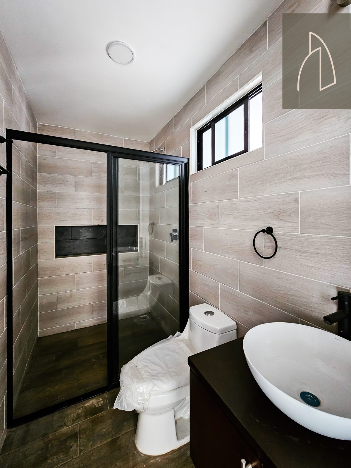 Casa LUMINA • En Venta Fraccionamiento la Finca