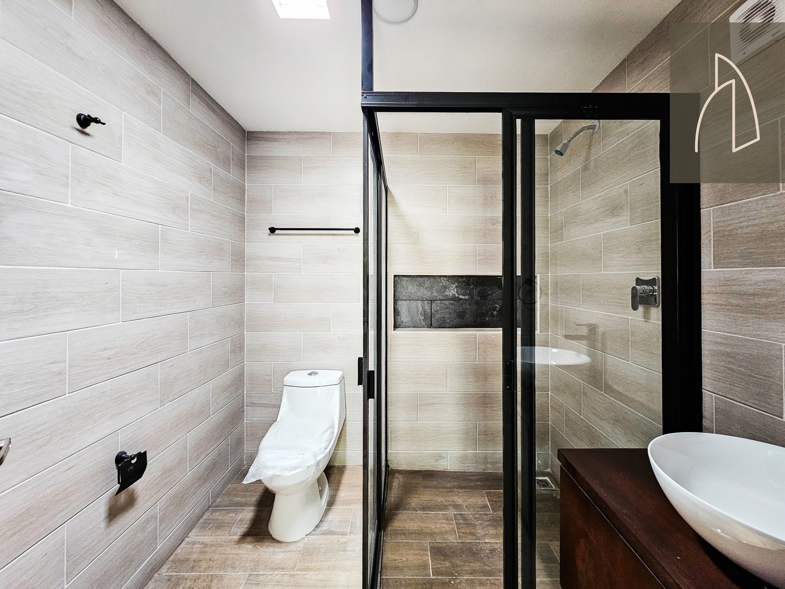 Casa LUMINA • En Venta Fraccionamiento la Finca