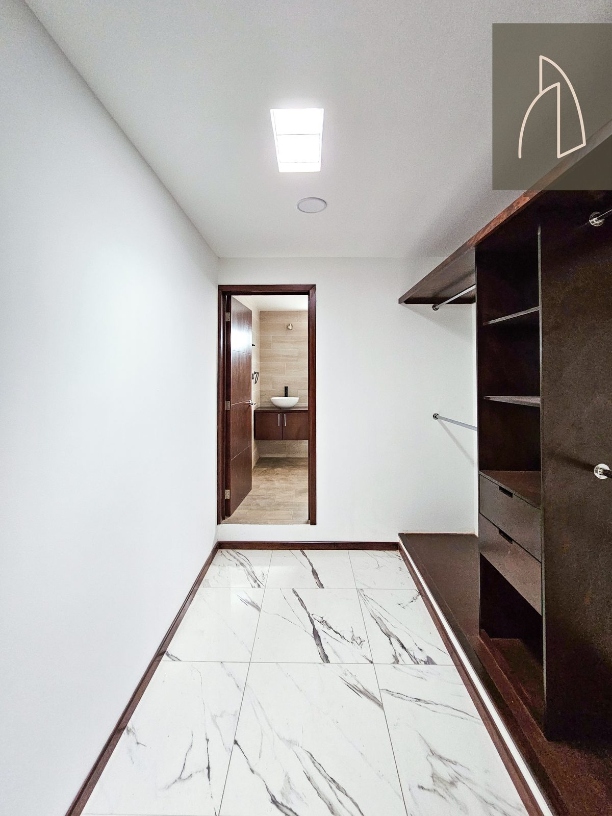 Casa LUMINA • En Venta Fraccionamiento la Finca