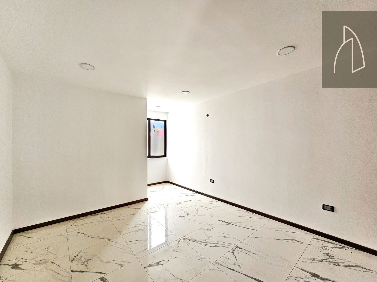 Casa LUMINA • En Venta Fraccionamiento la Finca