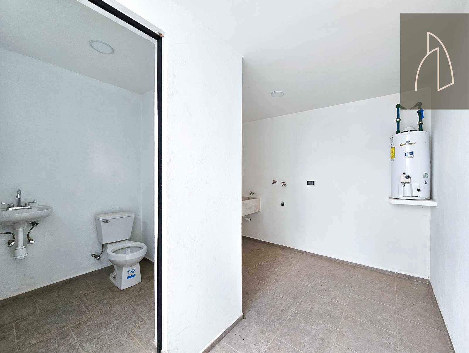 Casa LUMINA • En Venta Fraccionamiento la Finca