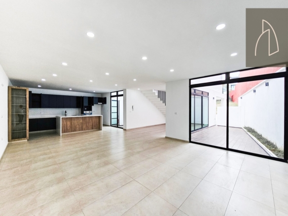 Casa Lumina • En Venta Fraccionamiento Imperial de las animas
