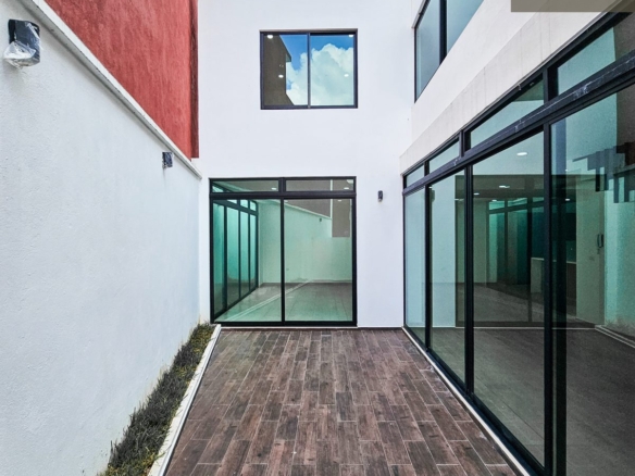 Casa Lumina • En Venta Fraccionamiento Imperial de las animas