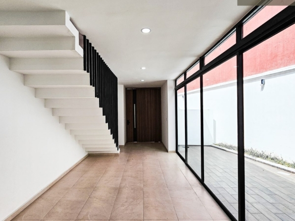 Casa Lumina • En Venta Fraccionamiento Imperial de las animas