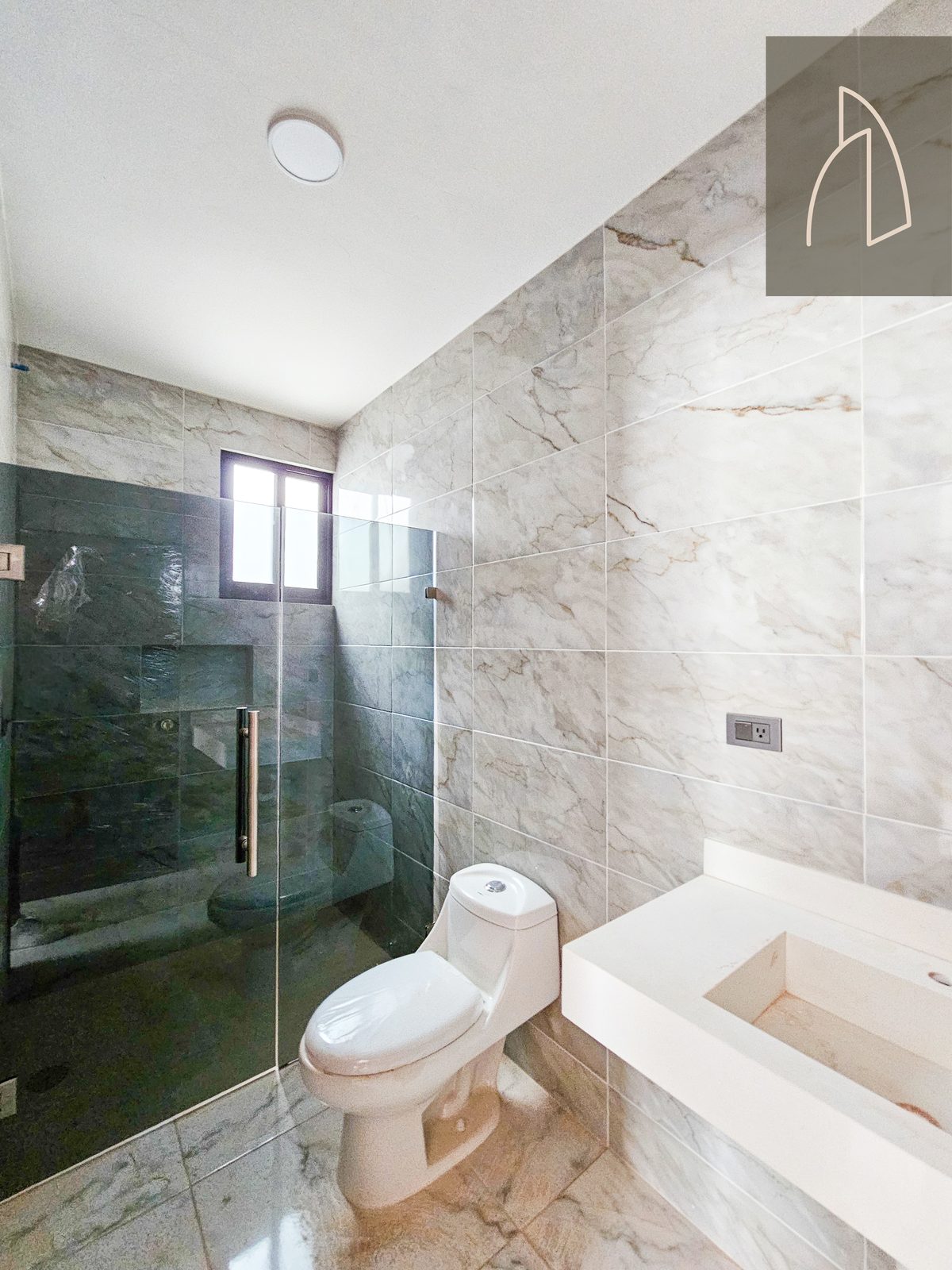 Casa Arvida • En Venta Fraccionamiento Imperial de las animas