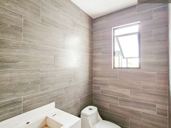 Casa Arvida • En Venta Fraccionamiento Imperial de las animas