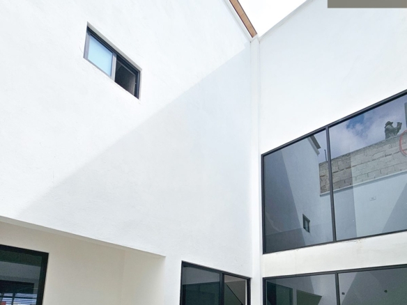 Casa Arvida • En Venta Fraccionamiento Imperial de las animas