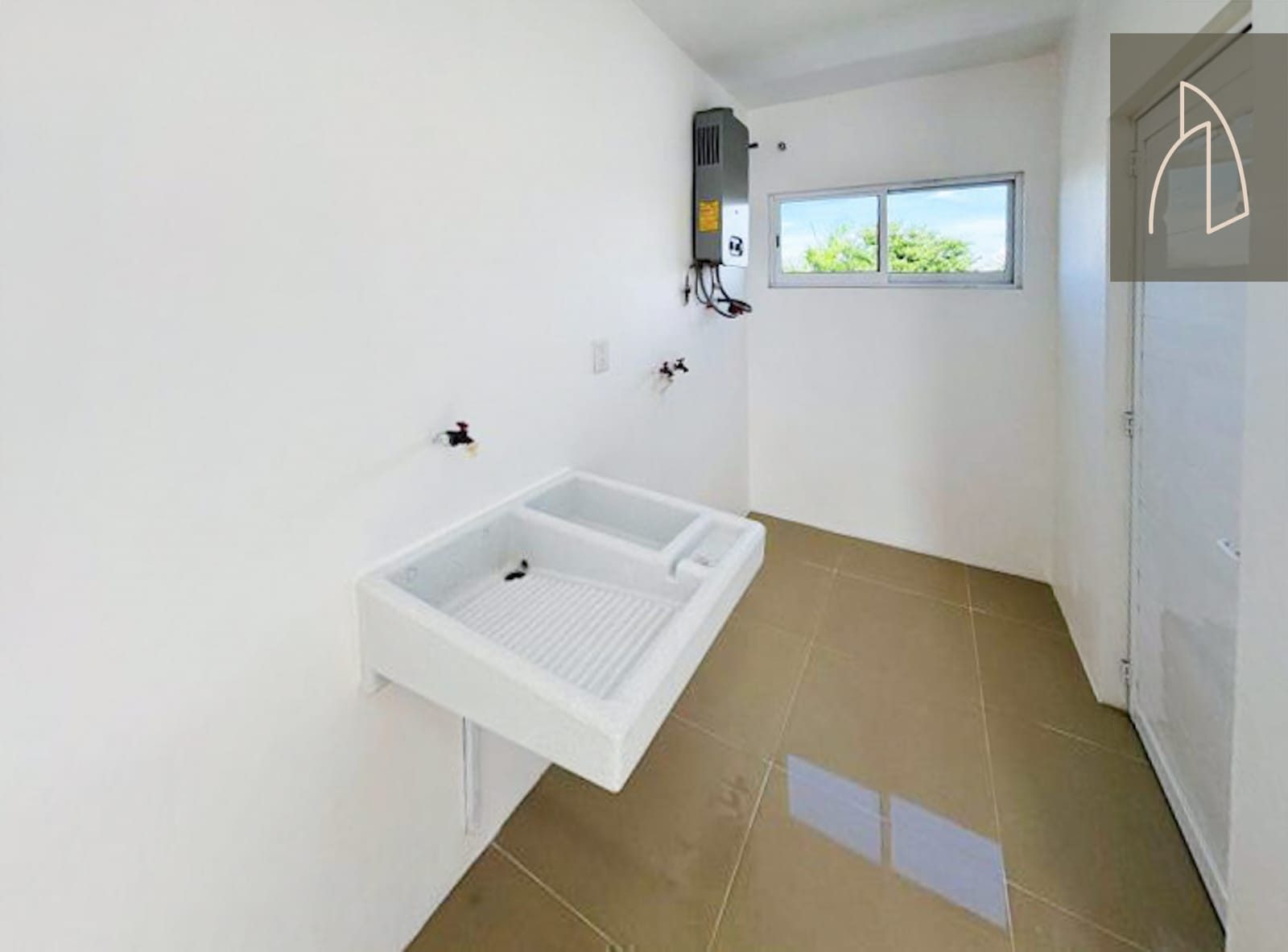 Casa “Velo” • En Venta Fracc. Las Palmas de Medellin