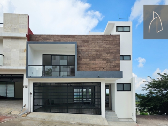 Casa Nivia • En Venta Fraccionamiento Imperial de las animas