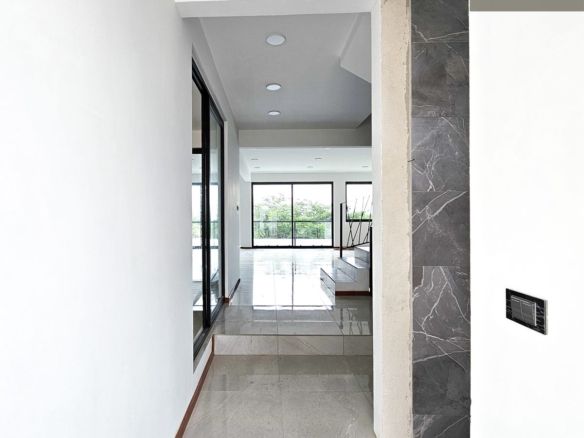 Casa Nivia • En Venta Fraccionamiento Imperial de las animas