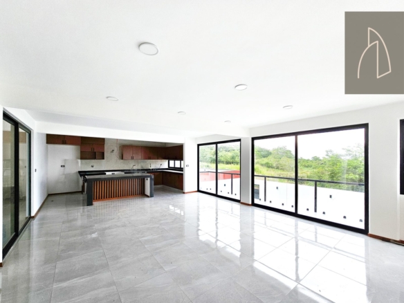 Casa Nivia • En Venta Fraccionamiento Imperial de las animas