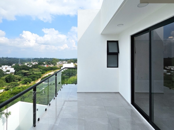 Casa Nivia • En Venta Fraccionamiento Imperial de las animas