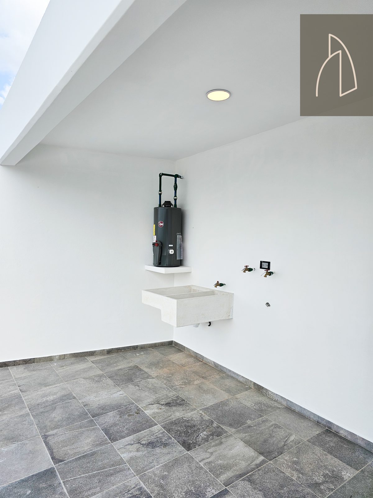 Casa Nivia • En Venta Fraccionamiento Imperial de las animas
