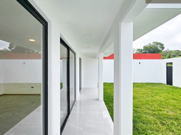 Casa Nivia • En Venta Fraccionamiento Imperial de las animas