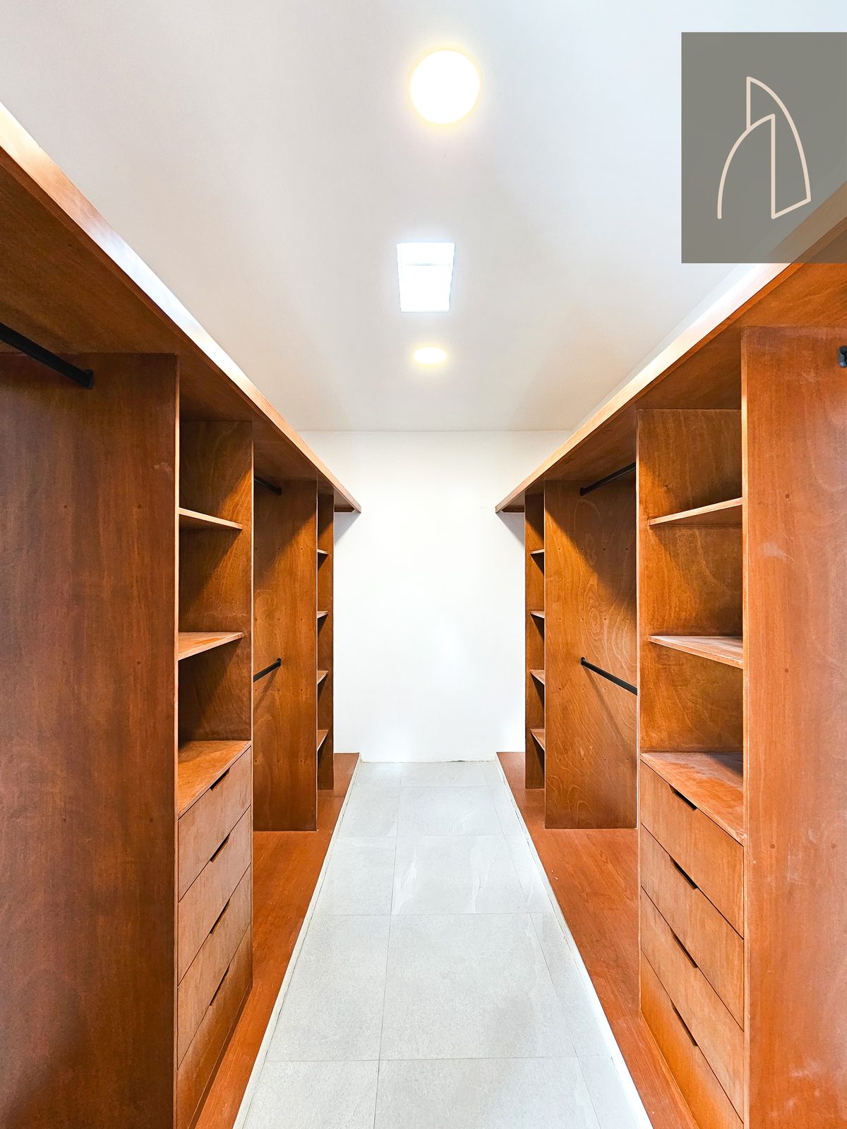 Casa Nivia • En Venta Fraccionamiento Imperial de las animas
